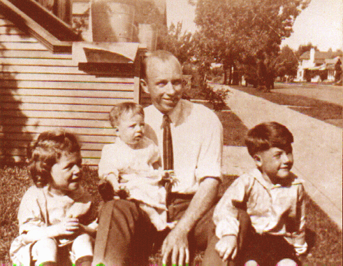 dad.gif (173340 bytes)