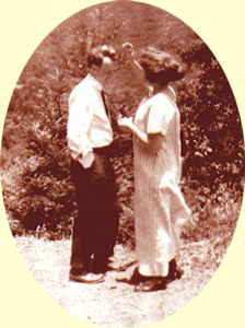 engagementoval.gif (46643 bytes)